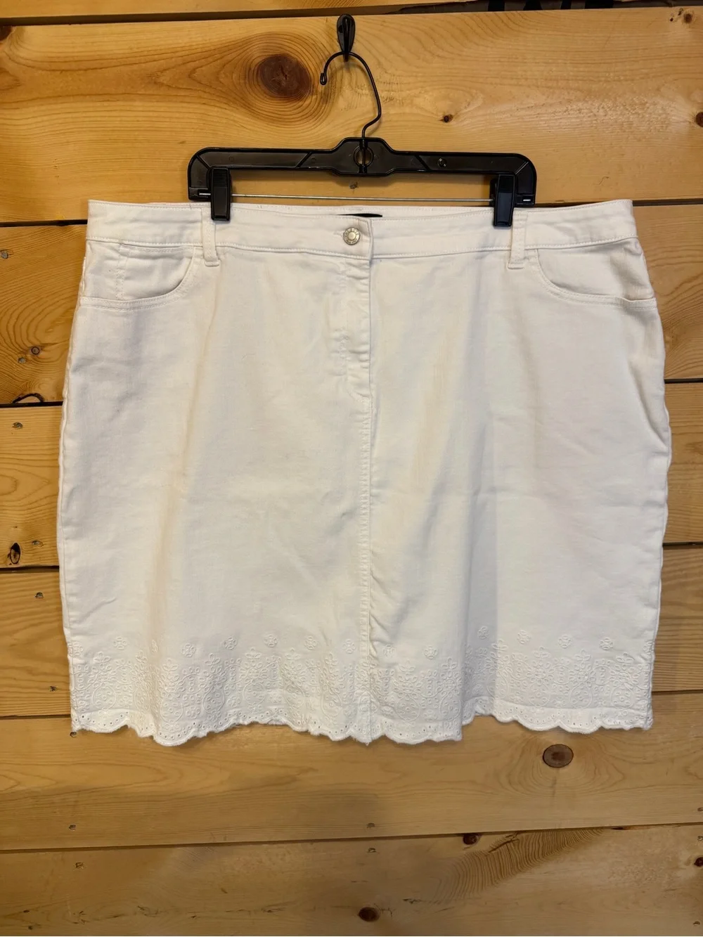 Talbots White Embroidered Eyelet Hem Denim Skirt Women’s 22W - Picture 7 of 8